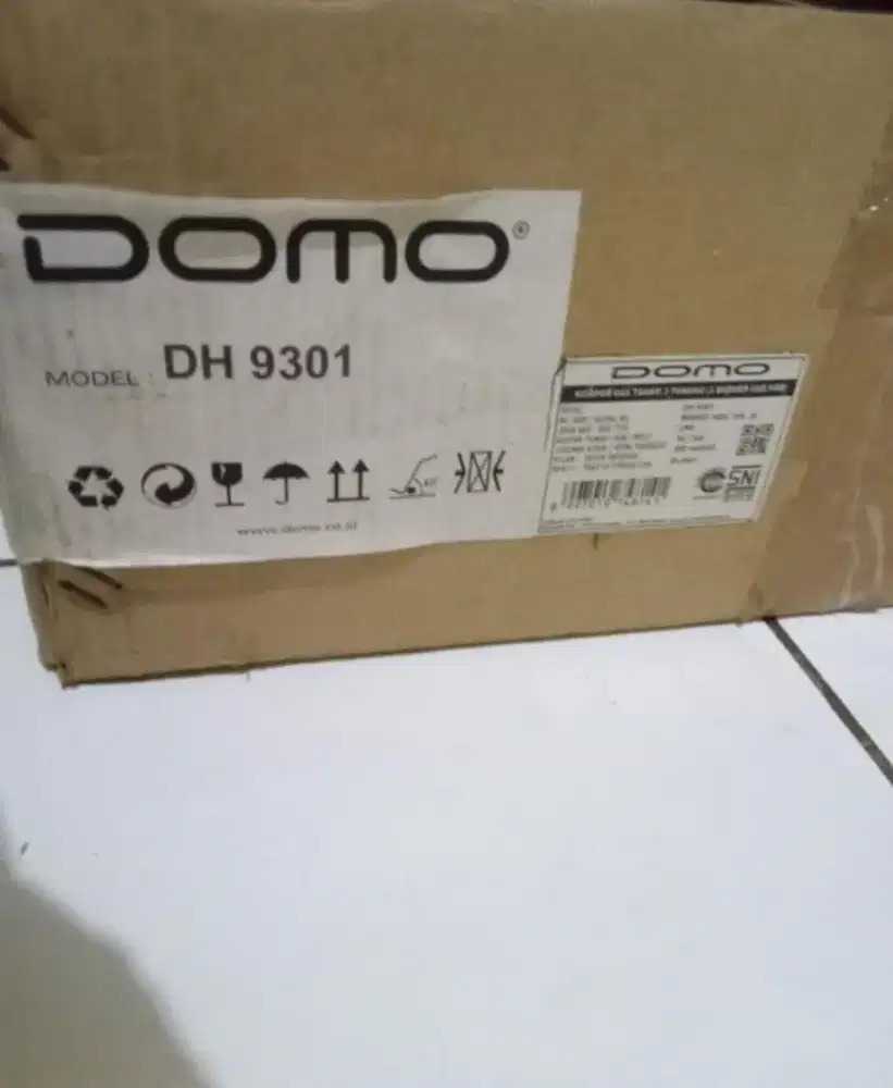 kompor gas tanam kaca.merk Domo seri DH 9301