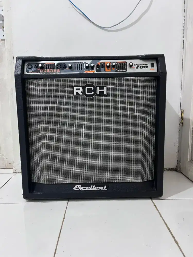 Ampli keyboard RCH excellent 700