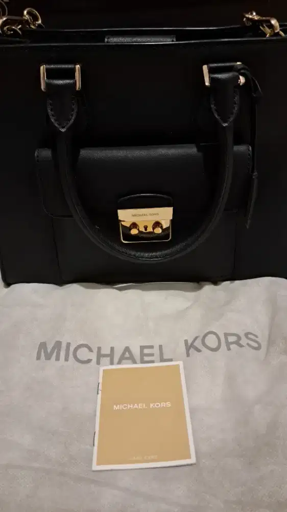 PreLoved Michael Kors