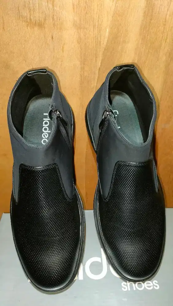 Sepatu FLADEO new ukuran 43