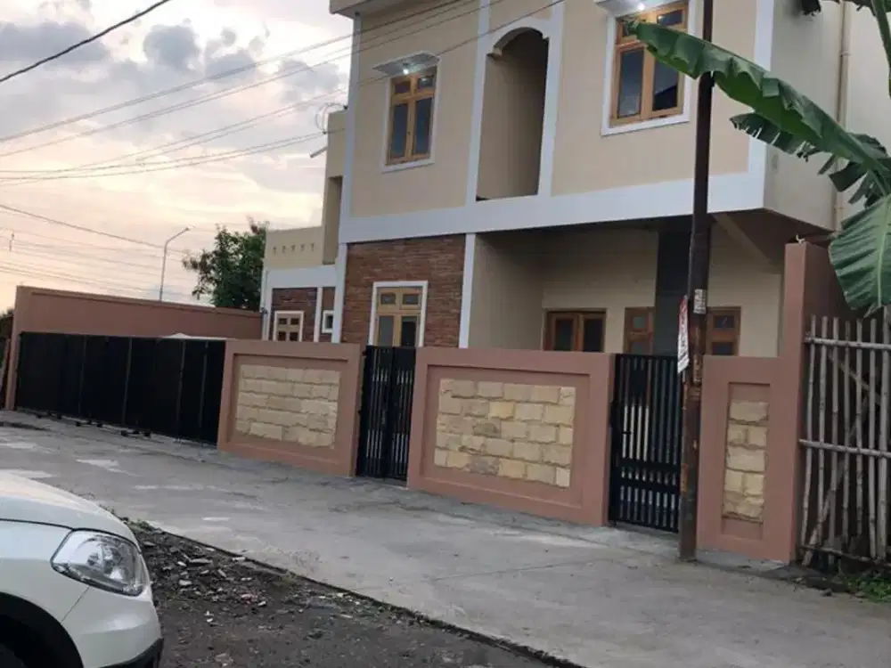 Rumah dan kost paviliun sangat strategis  monjali dlm ringroad