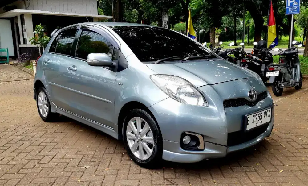 RARE ITEM! TOYOTA YARIS 1.5 S LIMITED AT 2012