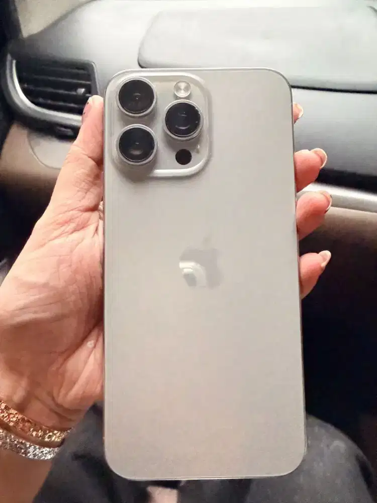 IPHONE 15 PRO MAX 256GB