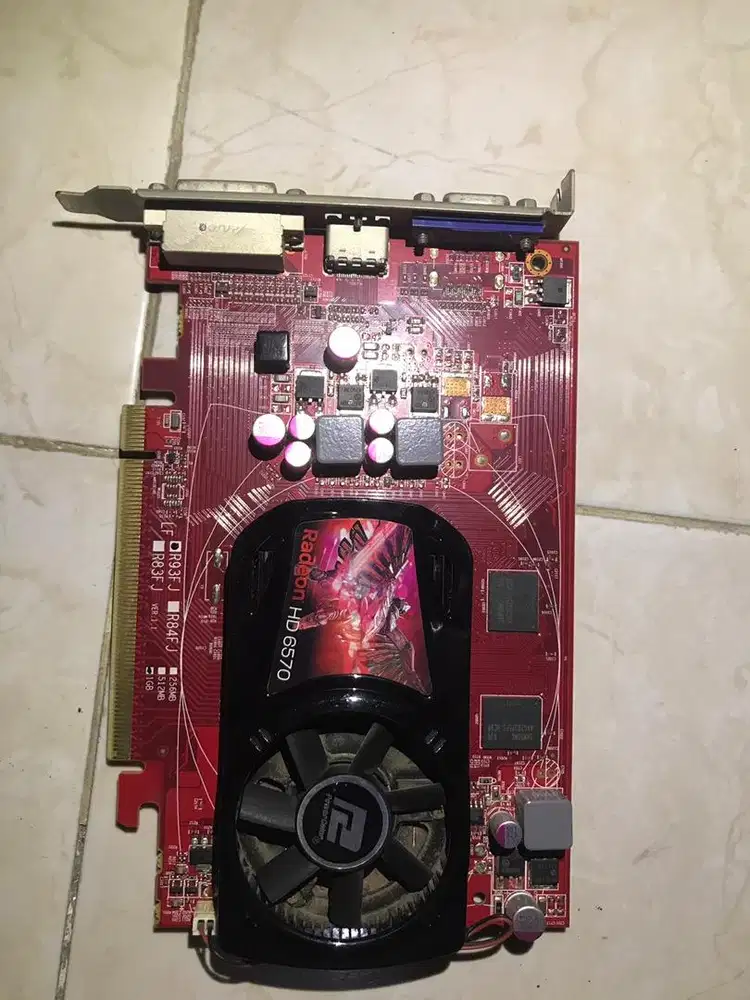 VGA Radeon HD 6570 1GB