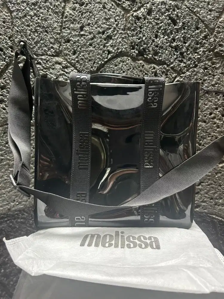 tas melissa dulce hitam