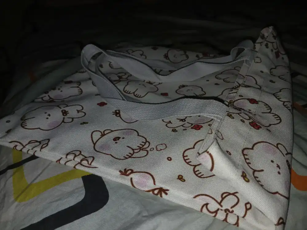 Totebag Kelinci Menggemaskan