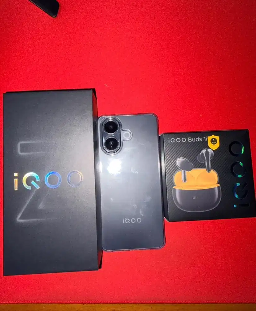 IQOO Z10R 8/128 (PEMAKAIAN 3 MINGGU)