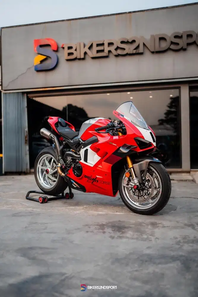 DUCATI PANIGALE V4R 2022