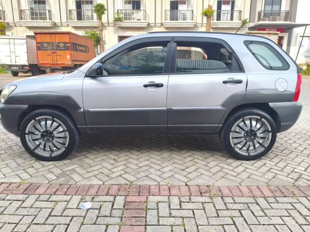 Kia Sportage 2005 ( full orsinil cst)
