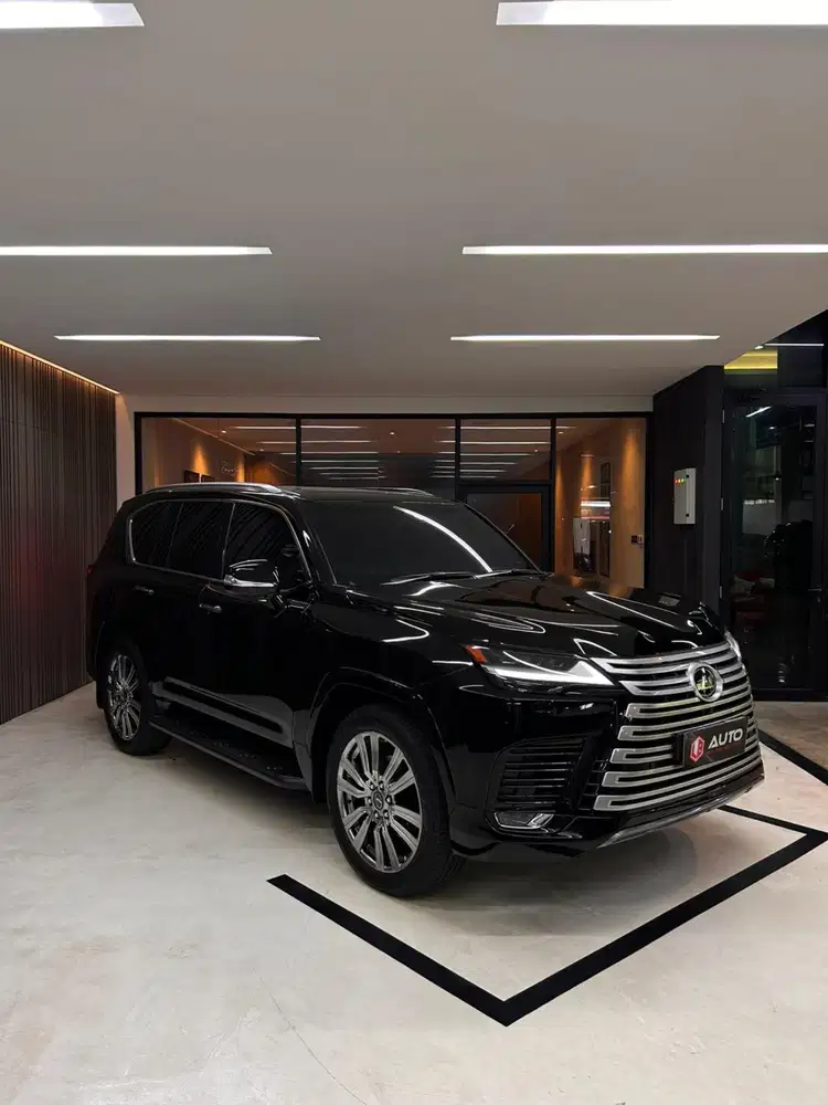 Lexus LX600 VIP 4-Seater 2024 Hitam Km7rb B99SGS Nik 2023