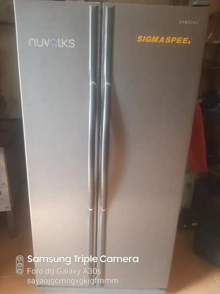 Dijual kulkas Samsung side by side