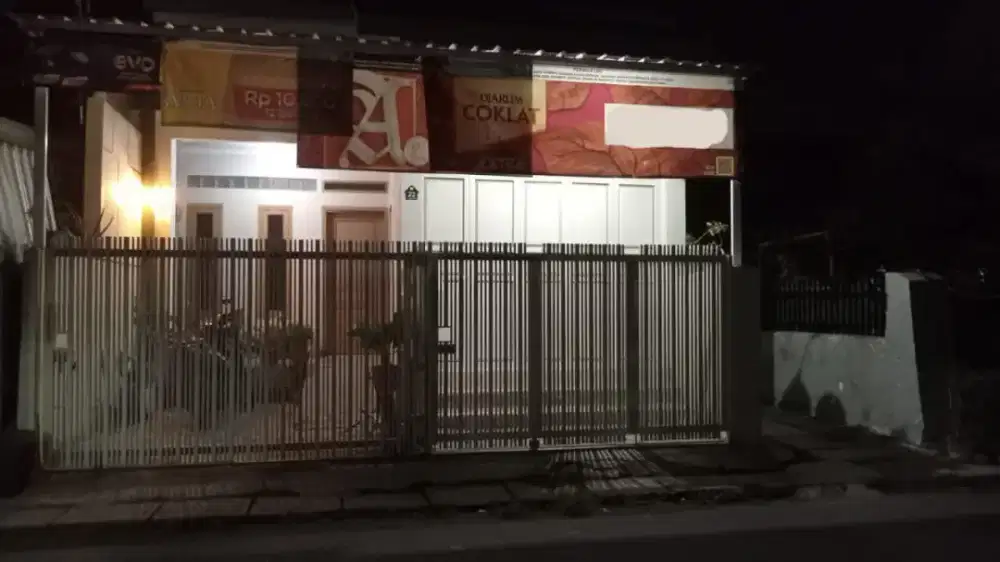 DIJUAL RUMAH STRATEGIS PINGGIR JALAN DI KRATON, TEGAL BARAT