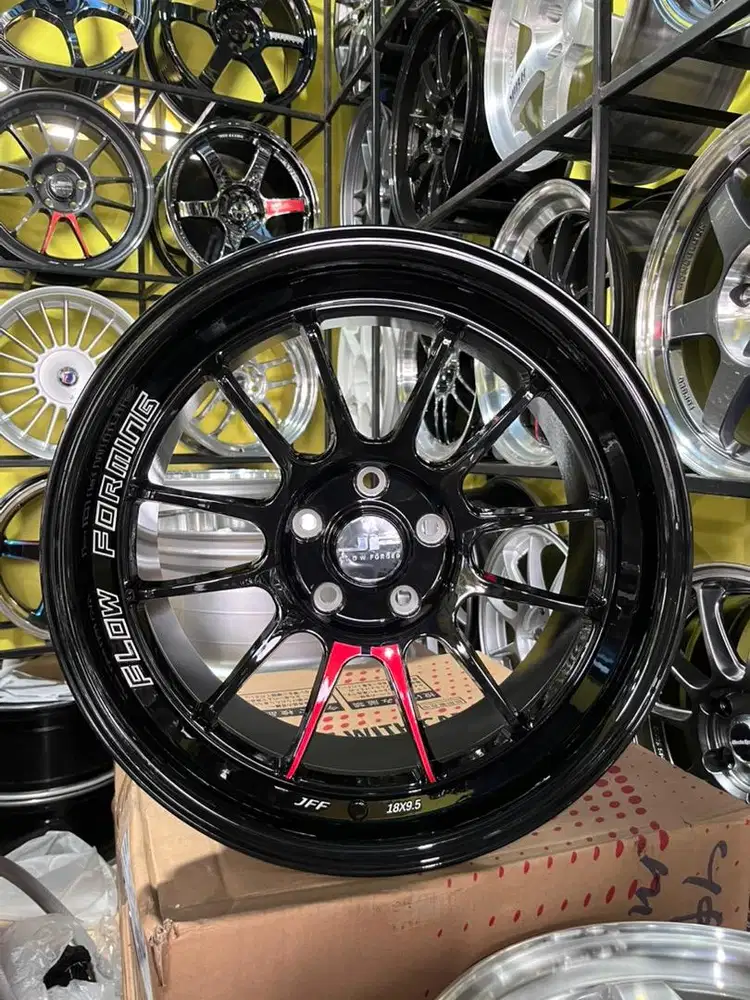 VELG BUZZ R18x9.5 H5x114.3 INNOVA,ALPHARD,MAZDA CX,VOXY,HARIER