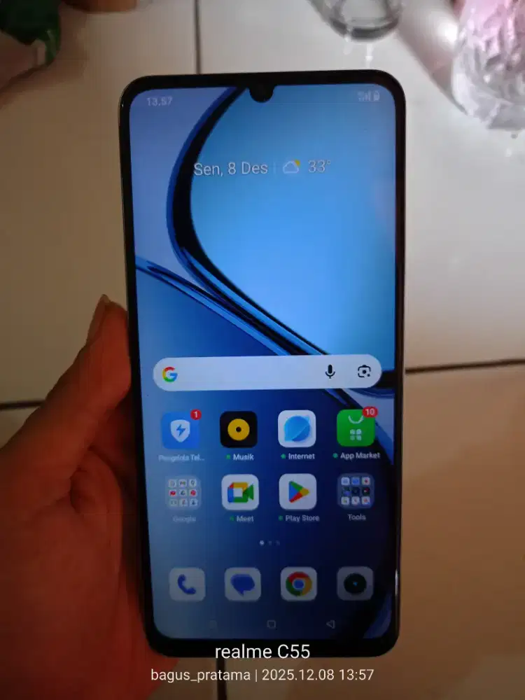bantuin sodara mau jual realme c61 8+16/128 fullsett msih mulus bgtt