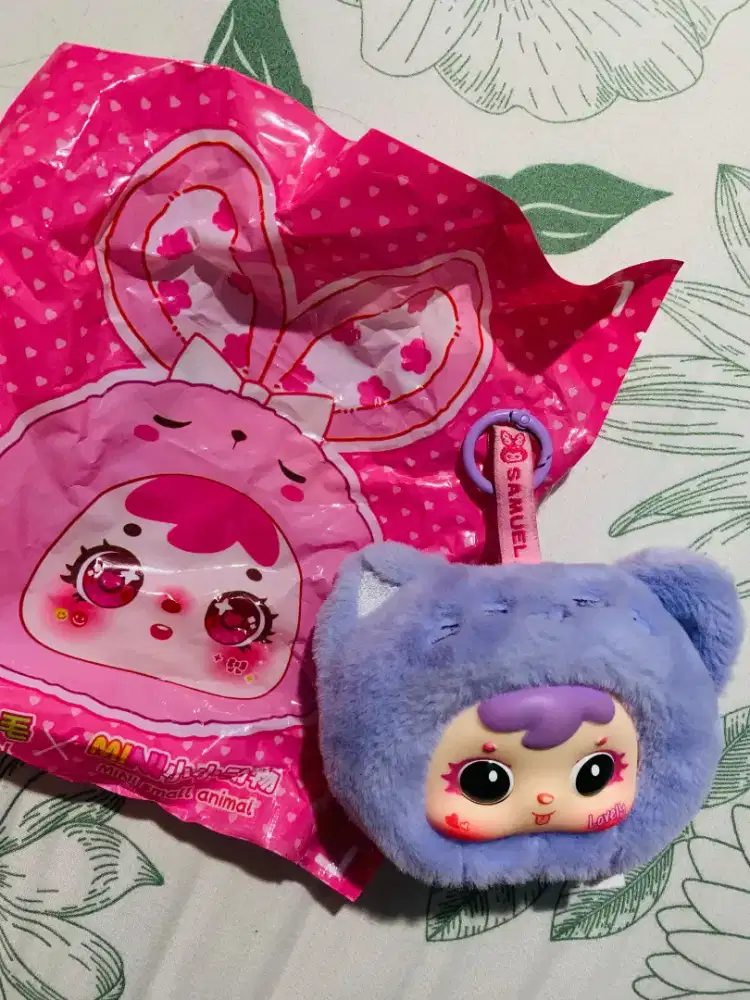 Gantungan Boneka Samuel