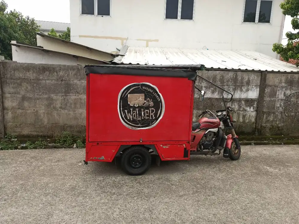 FOODTRUCK GEROBAK MOTOR KONTAINER