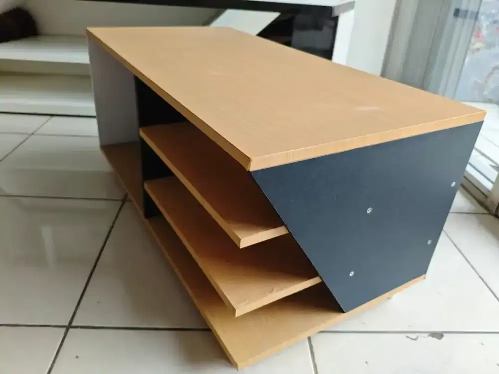 furniture meja tamu ukuran 80x80 nego