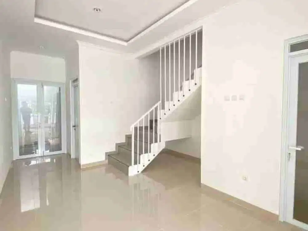 Rumah baru siap huni di Arcamanik Cisaranteun