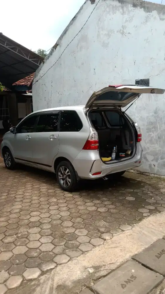 Rental mobil jatiasih plus driver