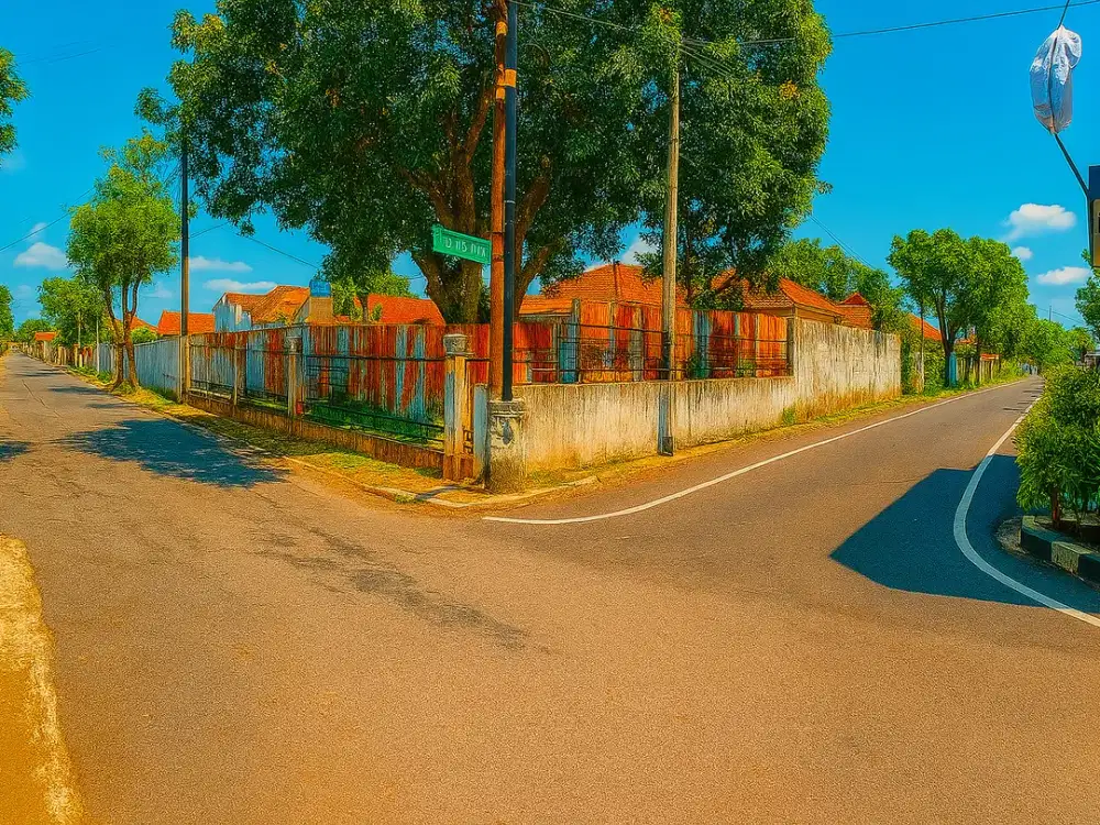 Rumah pribadi di tengah kota madiun jawa timur