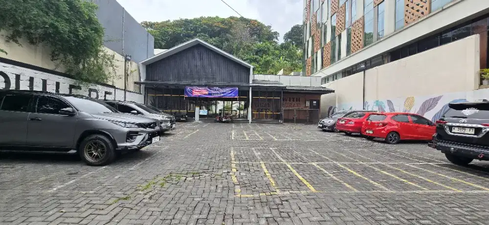 DI SEWAKAN BANGUNAN EX RESTO DI PUSAT KOTA SEMARANG
