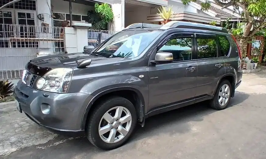 Nissan X-Trail T31 XT 2.5 AT 2010 | Pajak Panjang | Siap Pakai