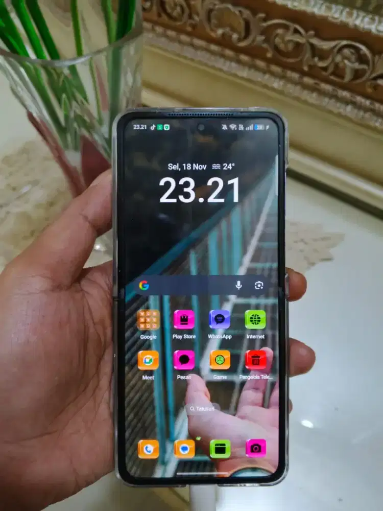 OPPO FIND N2 FLIP MULUS RAM 8/256 MINUS TITIK SECUIL AJA