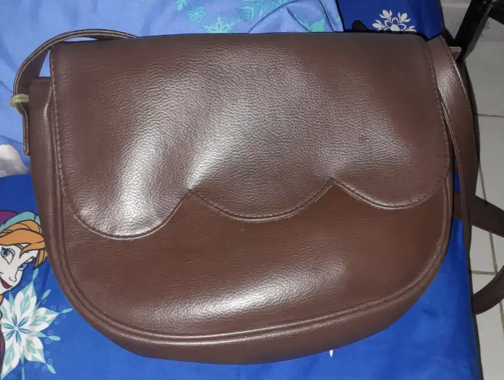 TAS SELEMPANG WANITA