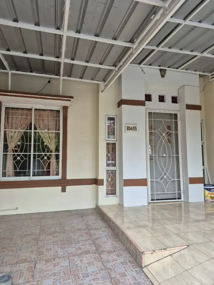 Disewakan Rumah di Samping Mall Ciputra