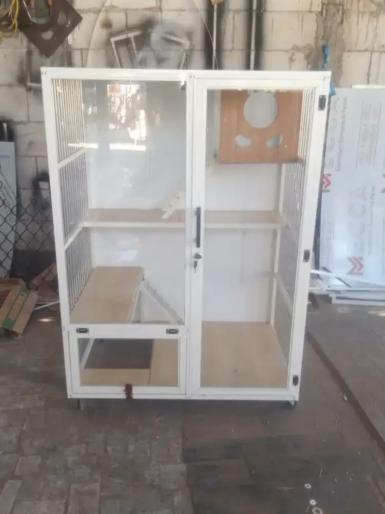 Kandang kucing aluminium
