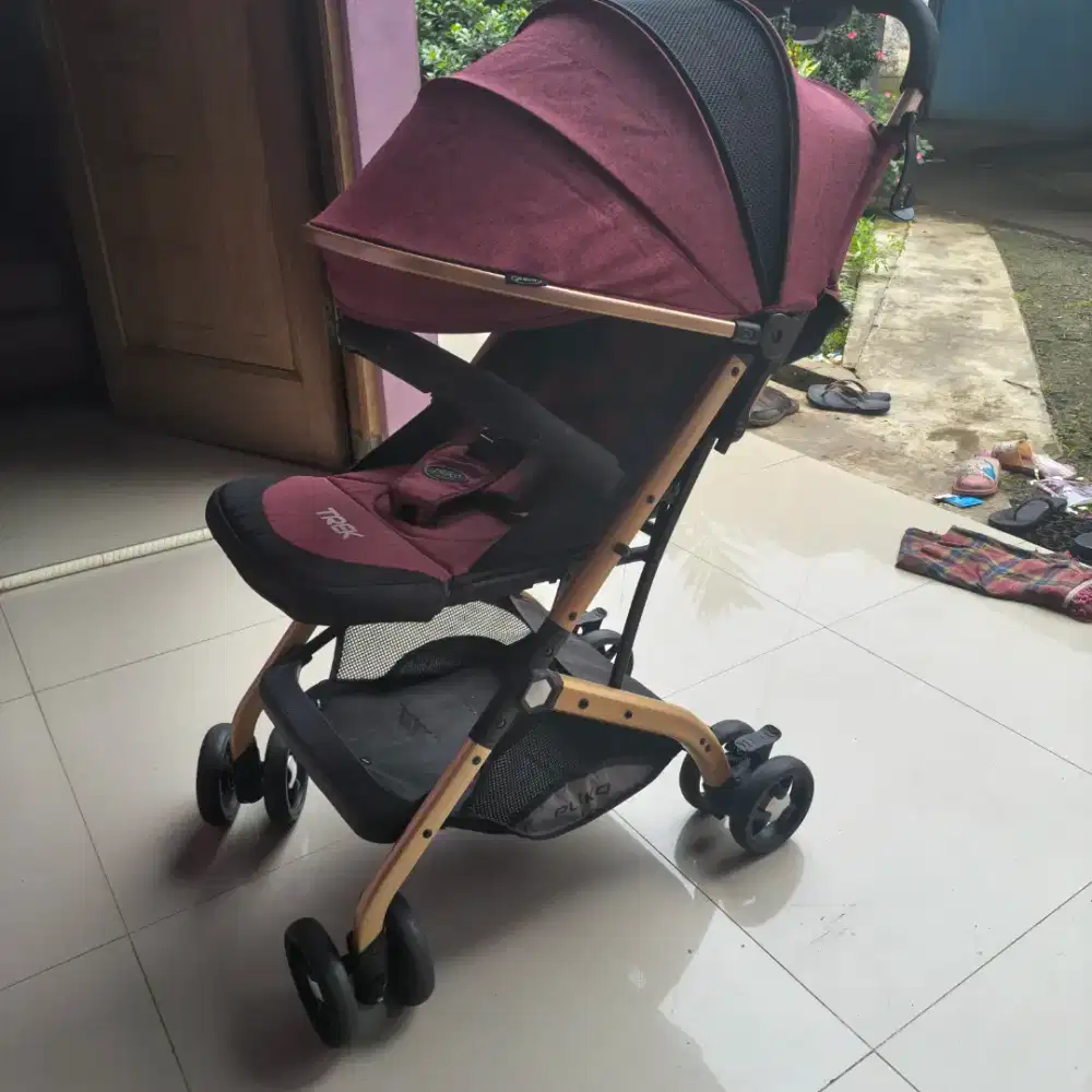 Stroller Pliko second