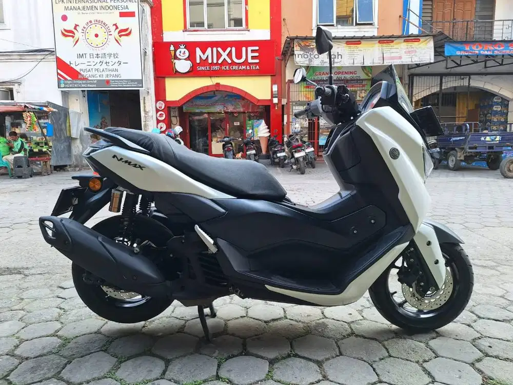 Di Jual Yamaha NMAX Neo S (Keyless) Putih Tahun 2024 pajak aktif