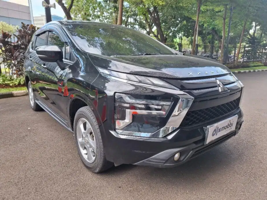 DP MURAH Mitsubishi Xpander 1.5 Exceed Bensin-MT 2022 Hitam CZKQB