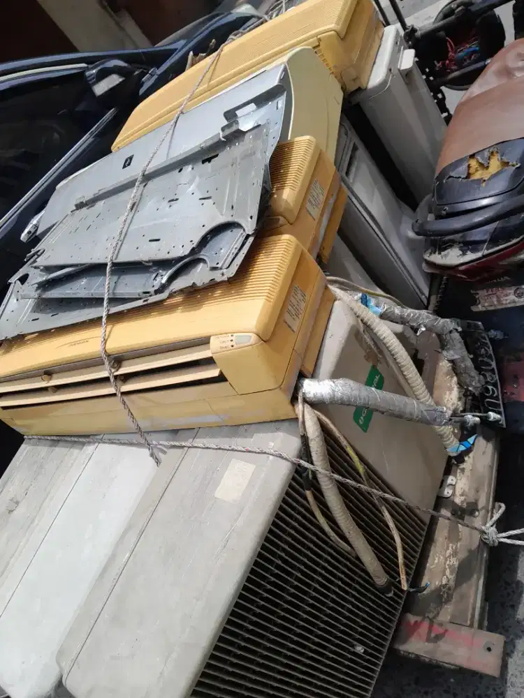 Pusat penampungan ac rusak