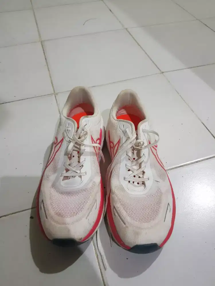 Sepatu ortuseight ori