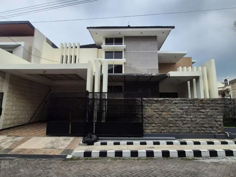 Rumah Mewah Baru Gress Darmo Permai Selatan – Fully Furnished, Siap Huni Dekat Pakuwon Indah, Graha Family, Kupang Indah, Villa Bukit Mas Murah