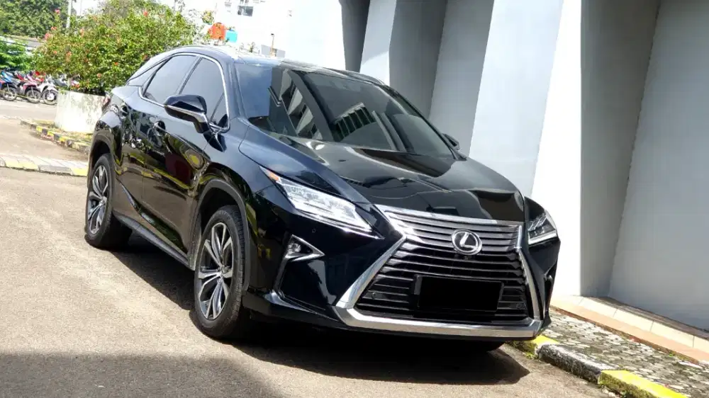 [ LOW KM ] Lexus RX200T RX 200T Luxury 4x2 2.0 AT Hitam 2016/2017