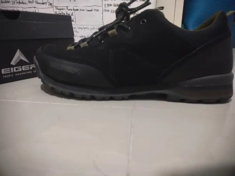 Sepatu merk Eiger
