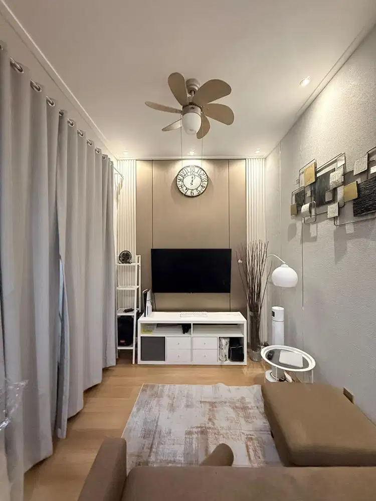 DISEWAKAN CEPAT! RUMAH FULL FURNISHED INTERIOR MODERN