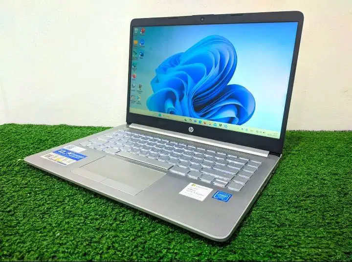 HP 14s-cf2xxx  cell N4020 RAM 4 GB SSD 256 GB