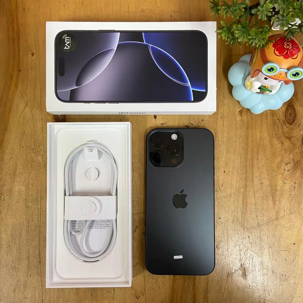 iPhone 16 Pro max 512gb titanium Black BH 100% Garansi resmi iBox