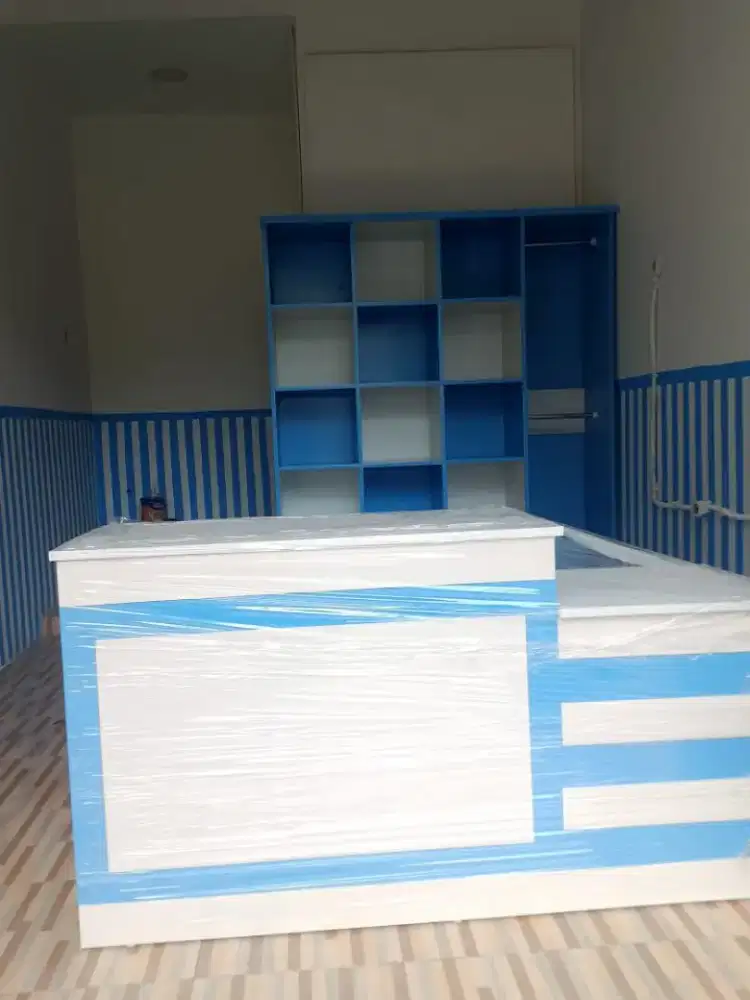 READY STOK FURNITURE LOANDRY SEPAKET MEJA KASIR&RAK