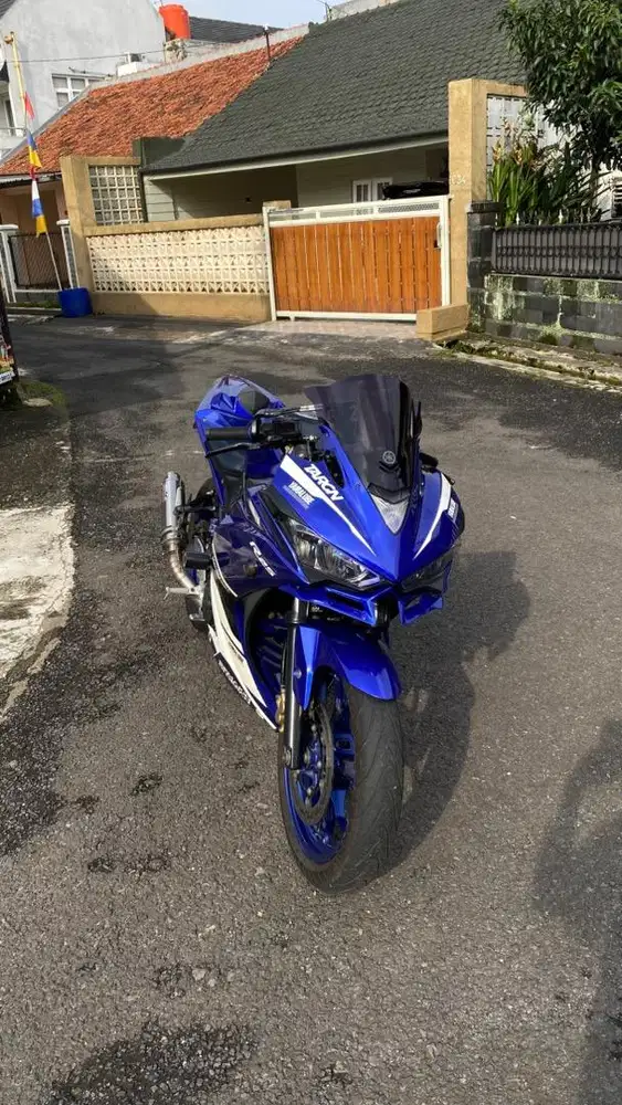 Yamaha R25 Tahun 2015 Siap Pakai Full Modif