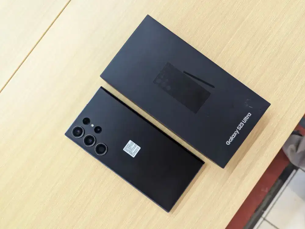 Samsung galaxy S23 ULTRA 5G 12 256GB Sein
