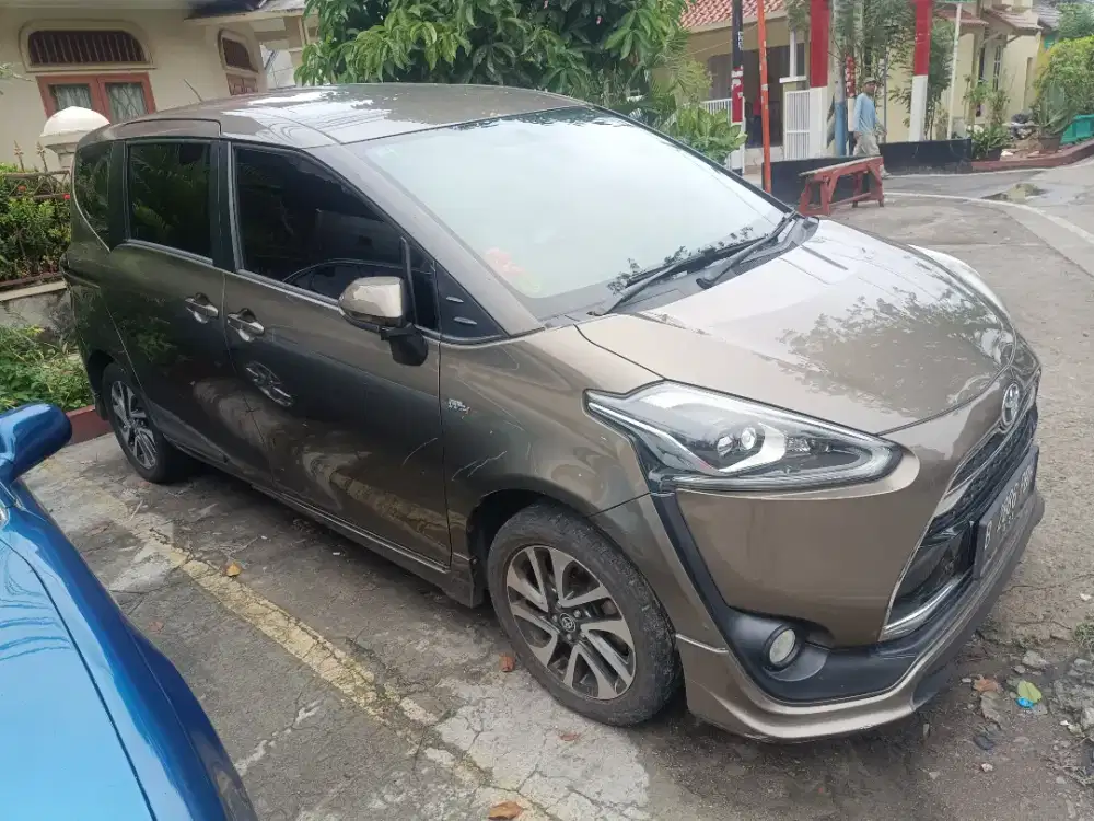 Toyota Sienta Q Automatic 2016
