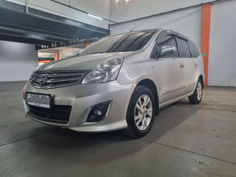 Grand livina XV AT Facelift 2013