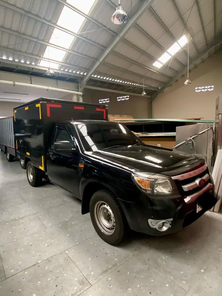 Dijual Ford Ranger Box 2010 Low Km