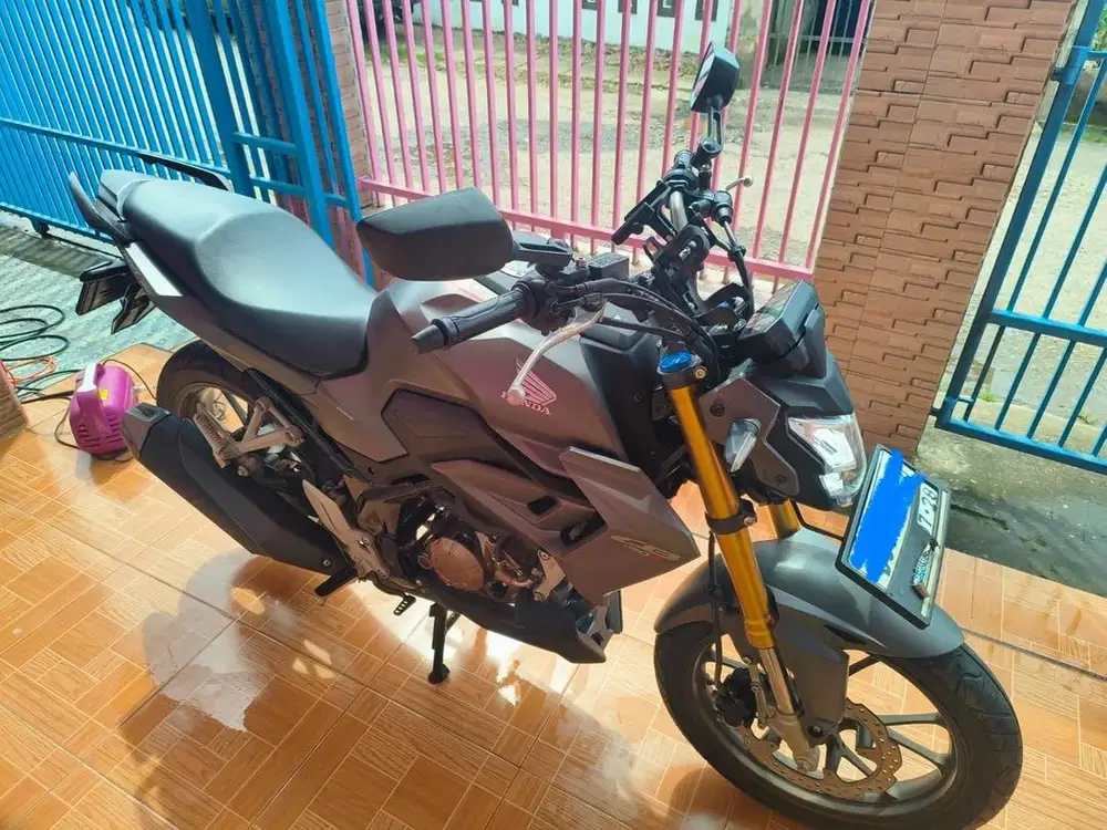 Honda CB 150R Streetfire 2023