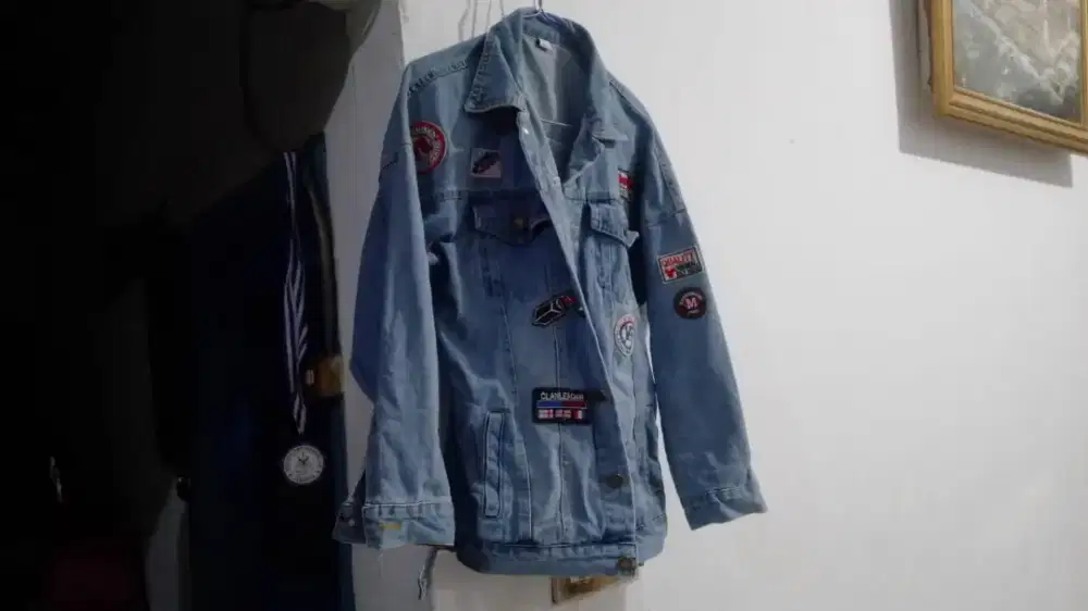 Jaket Denim Cocok Buat Bepergian