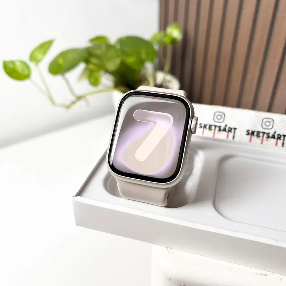 Apple Watch Series 7 41mm Starlight iwatch Battery Health 83%